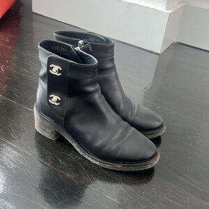 Chanel black calfskin leather Turlock cc ankle Chelsea boots 37.5